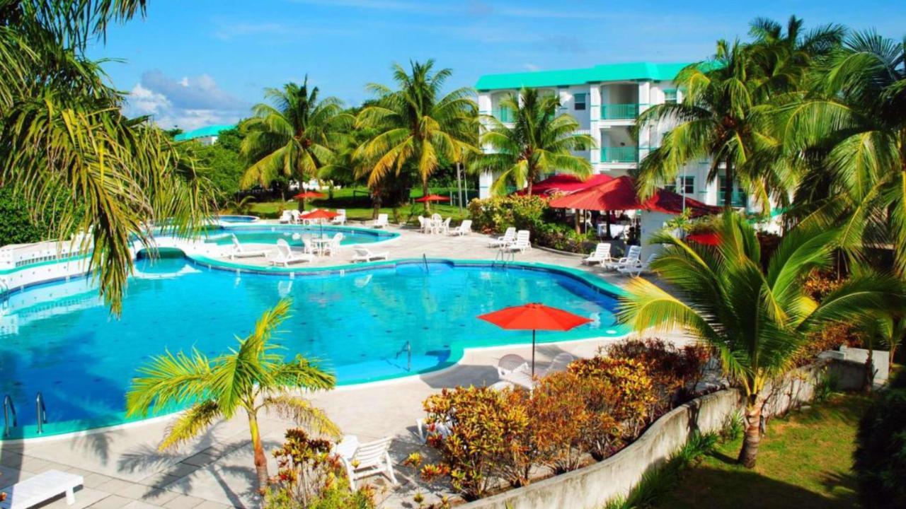 Best Western Grand Baymen Gardens San Pedro  Eksteriør bilde
