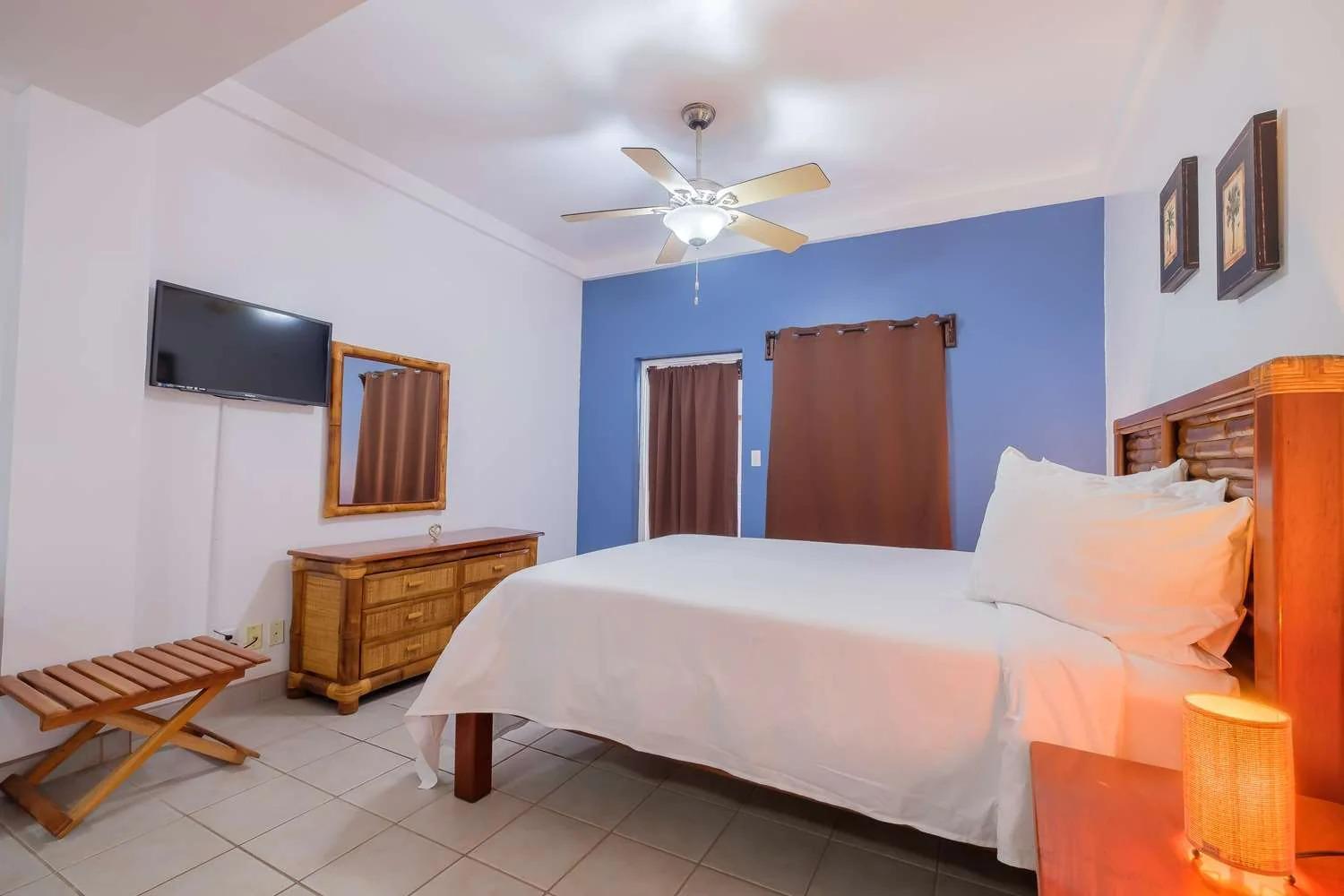 Best Western Grand Baymen Gardens San Pedro  Eksteriør bilde